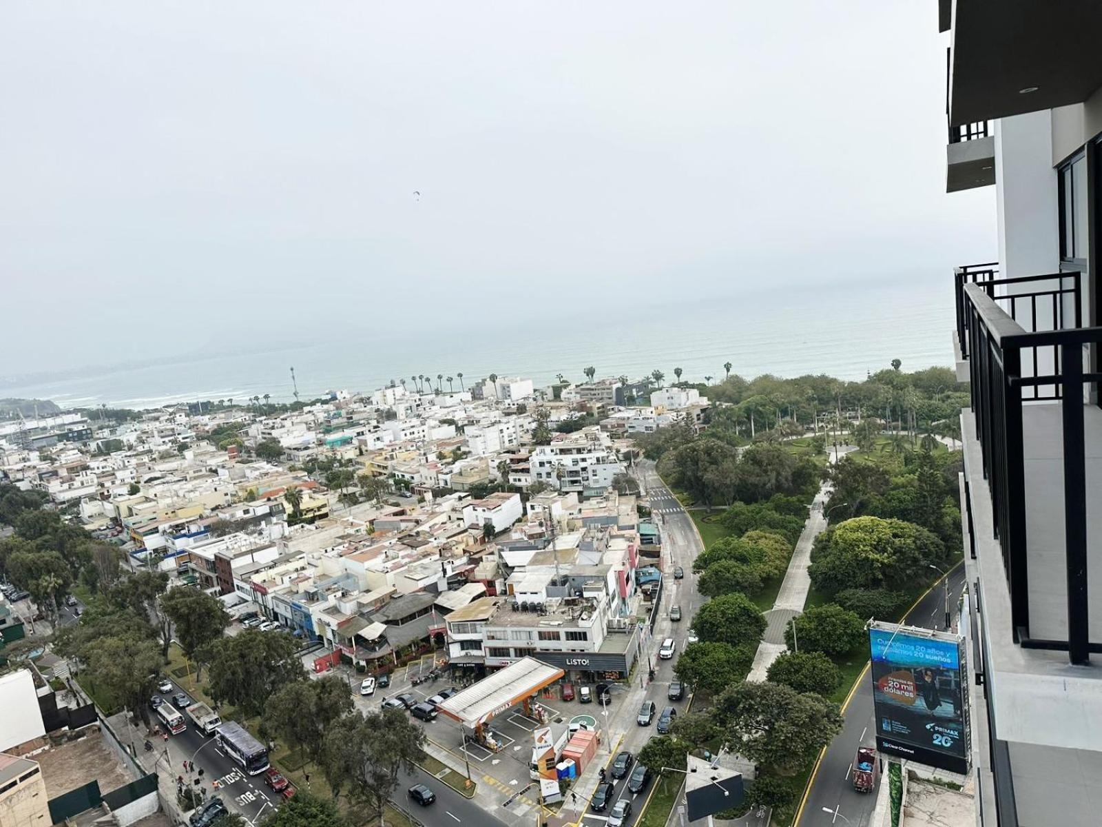 Con Vistas A La Ciudad Y Parque Pera Habitación en casa particular *